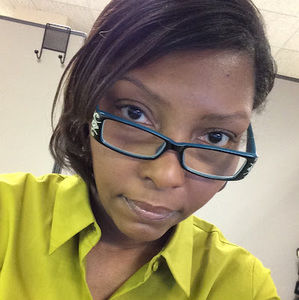 Meet your Posher, Rolanda